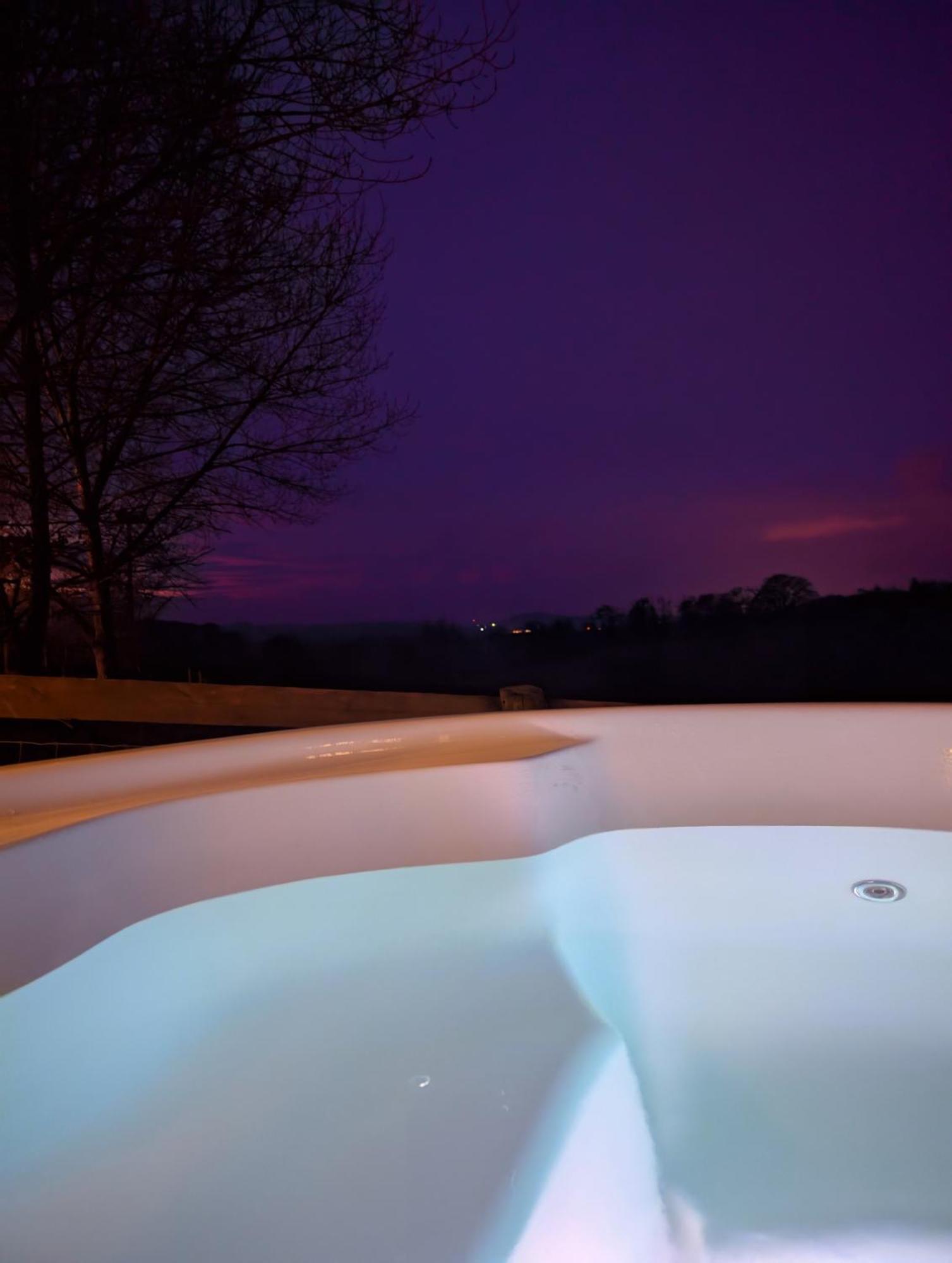 Caplor Glamping & Lodges Hereford Exterior foto